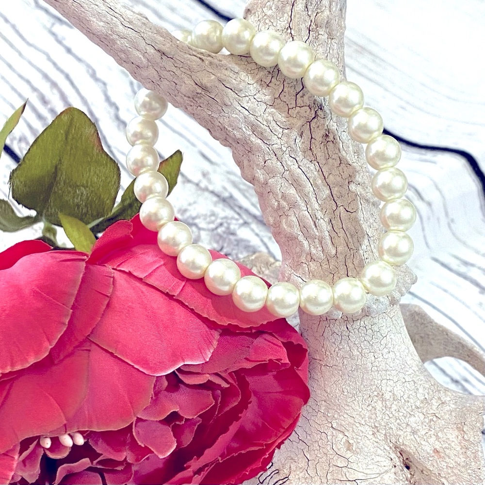 NWT - Crazy Train Bead Bracelet Perfect Pearl Stretch